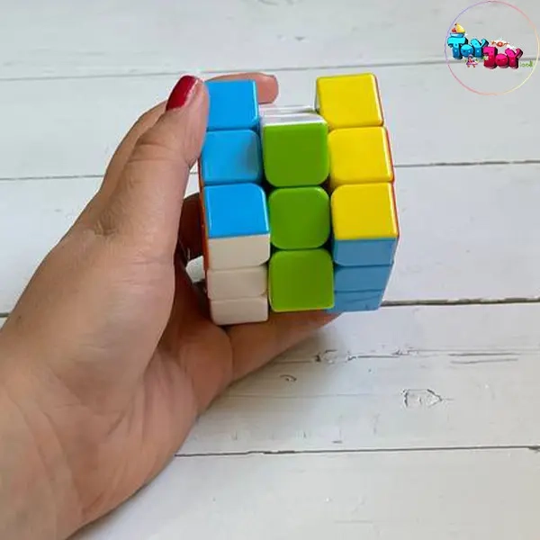 بازی فکری مکعب روبیک 3 در 3 خودرنگ