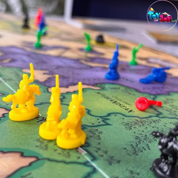 بازی فکری ریسک حرفهای فکرآوران (Risk Board Game)