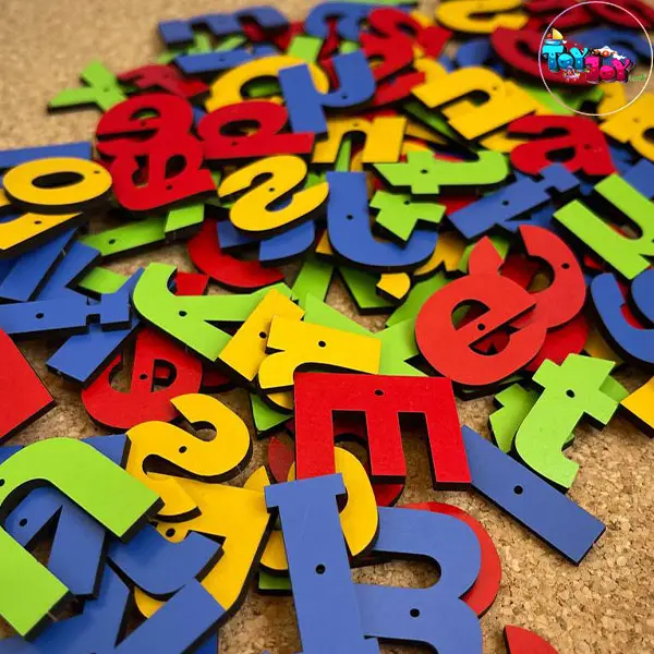 میخ و چکش الفبای انگلیسی برند ایپکا – بازی آموزشی چوبی برای یادگیری حروف