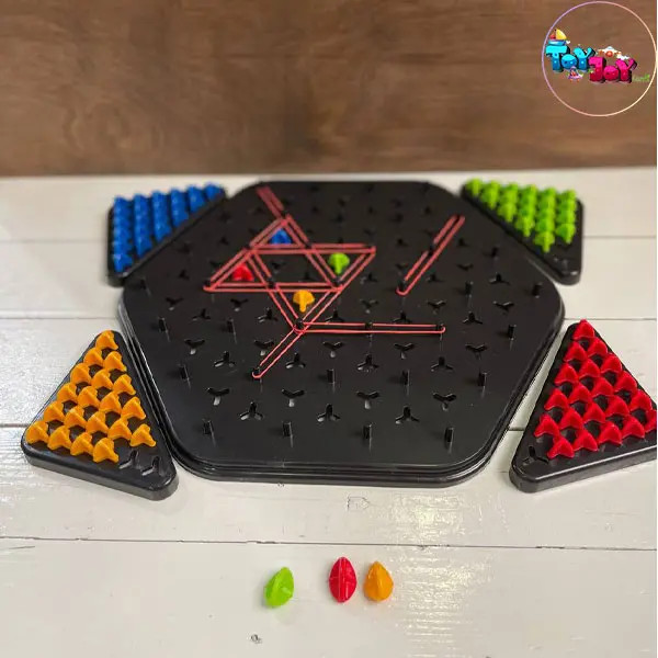 بازی فکری مثلث (دوز ) زنجیره ای تریگل triggle