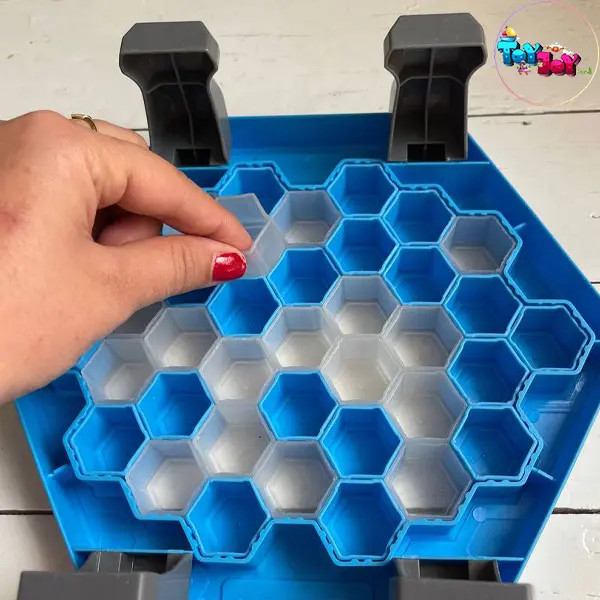 اسباب بازی تمرکزی پینگو بالانس مدل جعبه ای