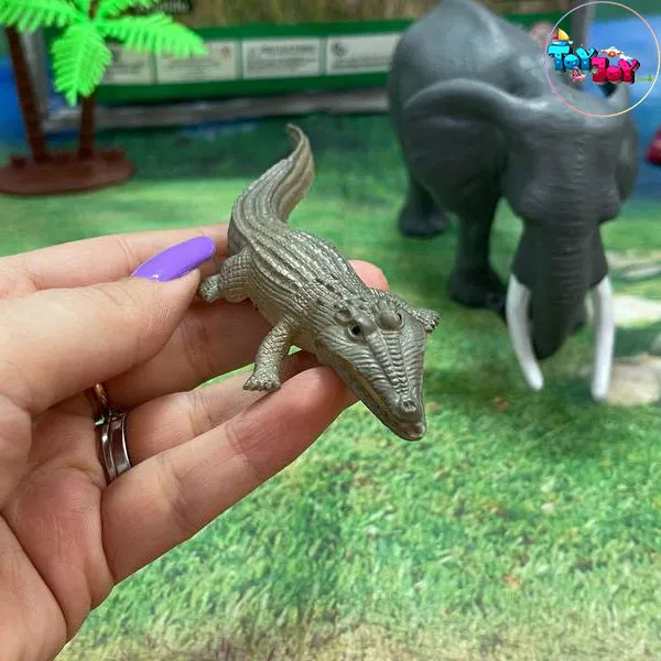 ست حیوانات جنگل کیفی UCOKTOYS همراه با سفره بازی بزرگ